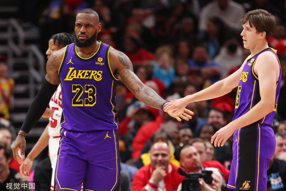 得了球队管 得了球队管